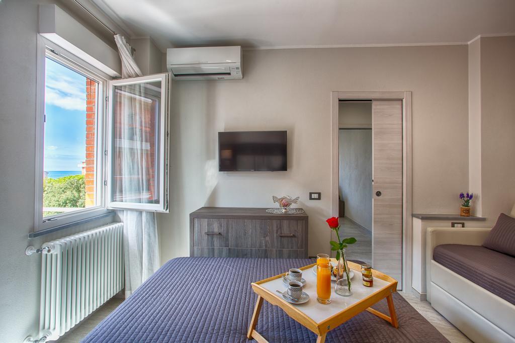 Versilia Apartment Lido di Camaiore